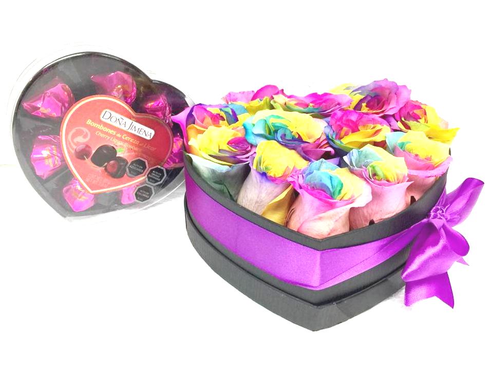 Caja Corazn con 12 Rosas Arcoris y Bombones Doa Jimena 80grs